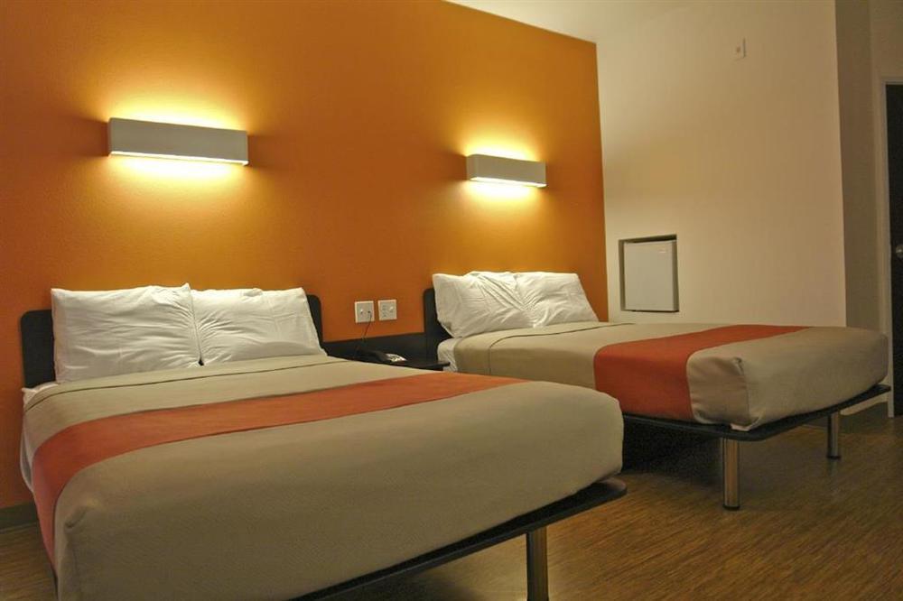 Motel 6-Cleburne, Tx الغرفة الصورة